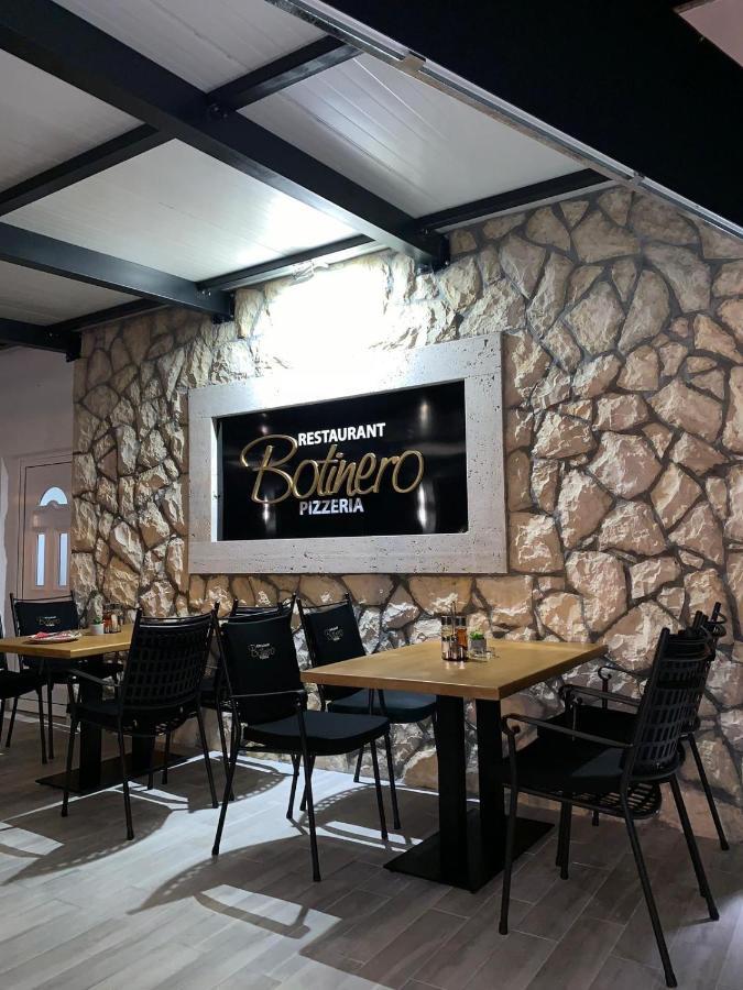 רוגוזניצה Apartments Villa Marina מראה חיצוני תמונה